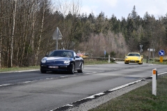 16h08